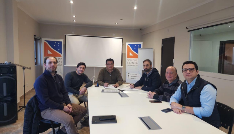Terra Ignis S.A. Energía y el colegio de ingenieros de Tierra del Fuego firmaron un convenio para fortalecer la capacitación y la cooperación técnica
