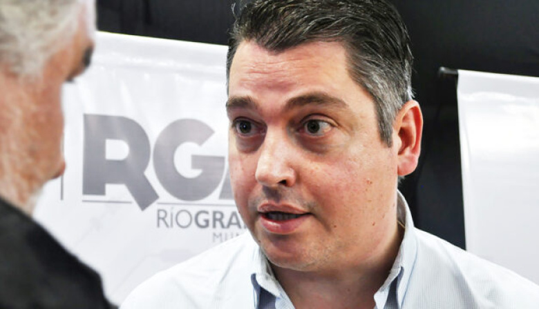 Martín Perez pidió utilizar la FAMP para sostener el empleo y fortalecer la industria fueguina