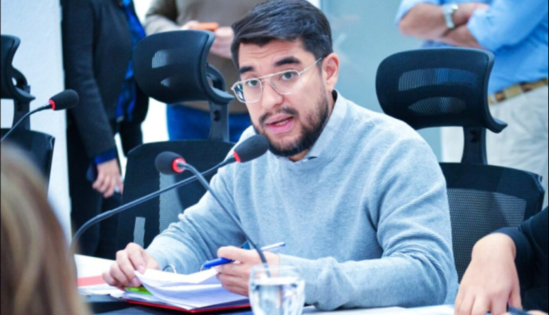 Jonatan Bogado: "La inversión sin empleo no sirve para el desarrollo de Tierra del Fuego"