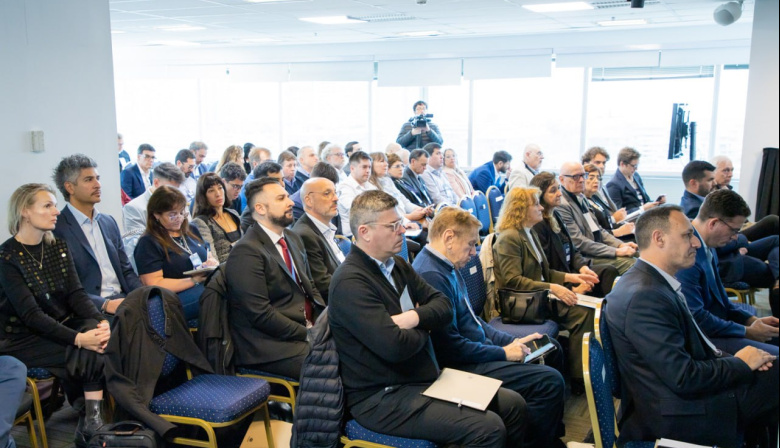 Tierra del Fuego presentó en el CFI un proyecto para convertir al puerto de Ushuaia en una terminal con energía limpia