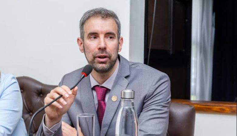 “Los chicos no son parte de la discusión salarial”