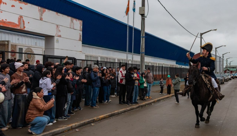 EL MUNICIPIO ACERCÓ LA HISTORIA DEL GENERAL SAN MARTÍN A ESTUDIANTES RIOGRANDENSES