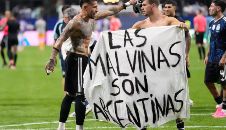 La sanción que recibió la selección argentina por mostrar la bandera de “Las Malvinas son Argentinas” ante Inglaterra en el Mundial