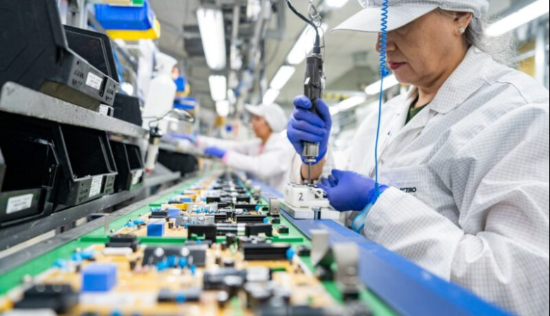 La industria profundizó su crisis y quedó cerca de los mínimos de la era Milei