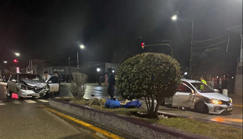 Siniestro vial dejó varios lesionados tras una colisión en Río Grande
