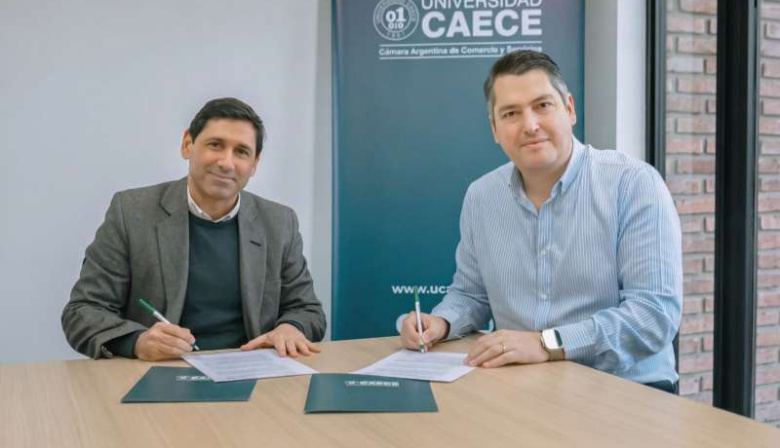 Martín Pérez firmó un convenio con la Universidad CAECE