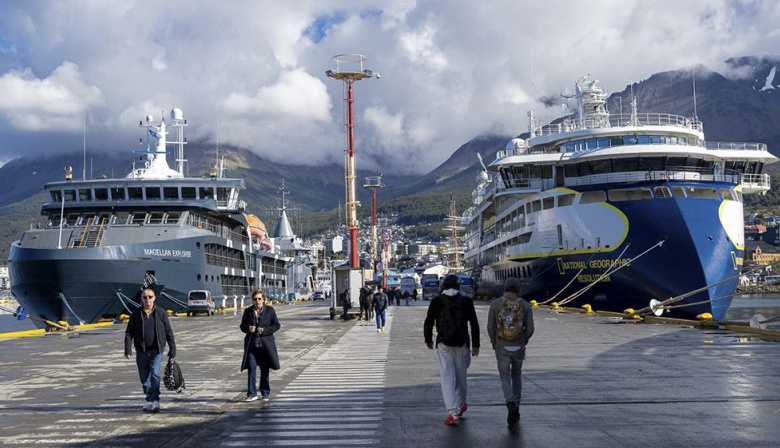 Ingreso de residuos peligrosos: La Secretaria de Ambiente analiza ante qué juzgado presentar el reclamo por el Puerto de Ushuaia