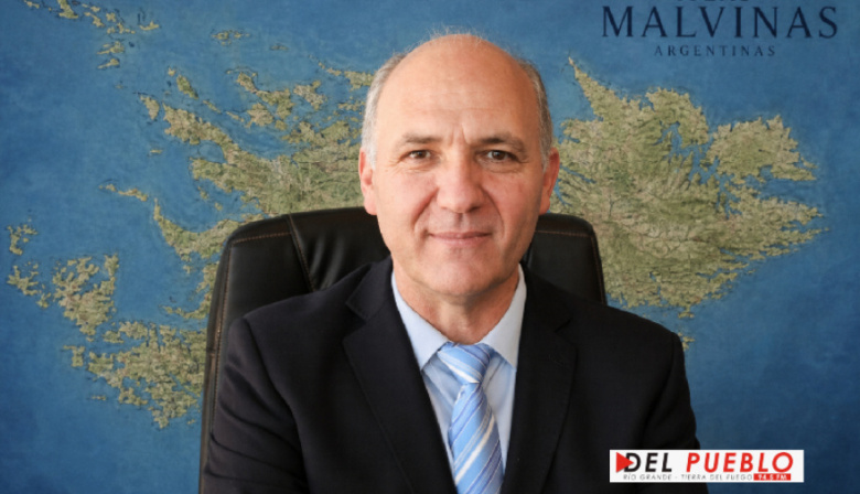 Guillermo Carmona cuestionó el uso político de Malvinas y advirtió sobre el vínculo entre Milei, Trump y el Reino Unido