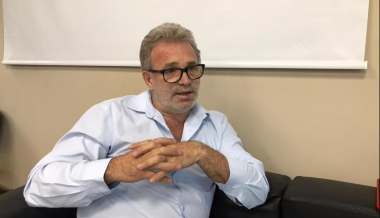 Daniele contra Caputo: “Toda su vida se dedicó a la timba financiera”