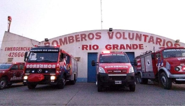 “Nada justifica la violencia”: Bomberos fueron agredidos mientras acudían a un incendio
