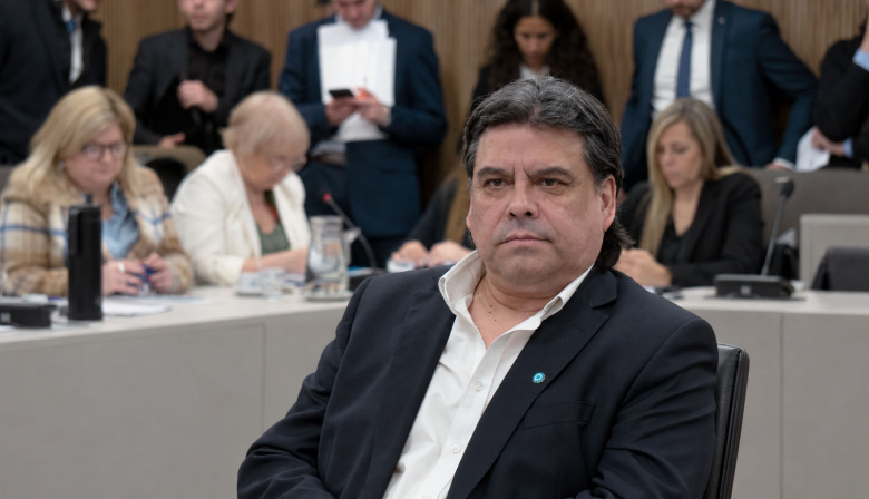 Araujo quiere investigar la intervención del puerto de Ushuaia y apunta a la falta de respuestas del gobierno nacional