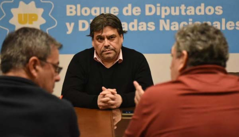Araujo apuntó contra Melella y Milei: “El pueblo fueguino va a terminar sufriendo las consecuencias”