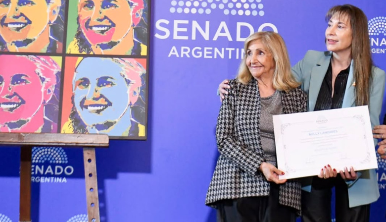 La senadora López homenajeó a Nelly Lanzares con el Premio Evita Compañera: “Es un ejemplo de compromiso con el pueblo fueguino”