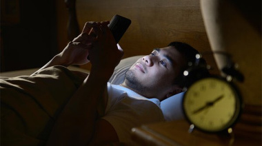 Limitar el uso del celular por 72 horas produce cambios en el sistema de recompensa del cerebro: los beneficios