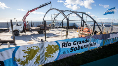 El intendente Pérez recorrió la obra en construcción del edificio permanente