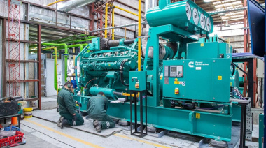 La DPE informa tareas finales de calibración en el nuevo generador Cummins N°3 de Tolhuin