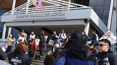 Judiciales fueguinos paran 24 horas y crece el conflicto salarial en la provincia
