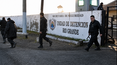 Brutal golpiza a tres detenidos dentro de la Unidad de Detención 1