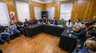 Pérez y vecinos analizan proyectos para descomprimir el puente Gral. Mosconi