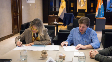 Tierra del Fuego y Senasa firman un convenio estratégico para transformar a la provincia en el polo acuícola austral