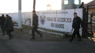 Apartan a siete penitenciarios y desplazan al director de la Unidad 1 por la causa de los vejámenes