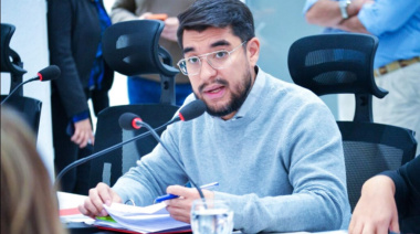 Jonatan Bogado: "La inversión sin empleo no sirve para el desarrollo de Tierra del Fuego"