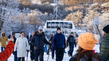 Scioli destacó el potencial turístico de Ushuaia y aseguró que hay "las mejores expectativas" para la temporada de nieve
