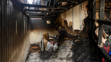 Perdieron todo en un incendio y ahora buscan reconstruirse con trabajo y solidaridad