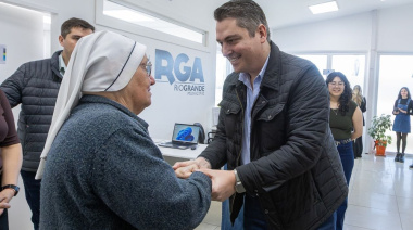 El intendente recibió a la Hermana Carla Riva en el centro municipal que lleva su nombre