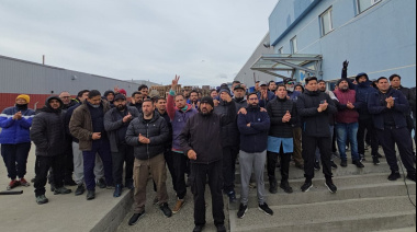 Tras ocho meses de lucha vuelve la actividad en la planta de Aires del Sur