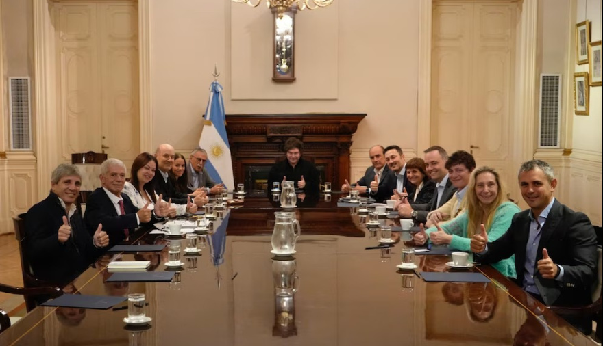 Milei confirmó que “reacomodará” el gabinete luego de la elección y proyectó qué sería un buen resultado para el oficialismo