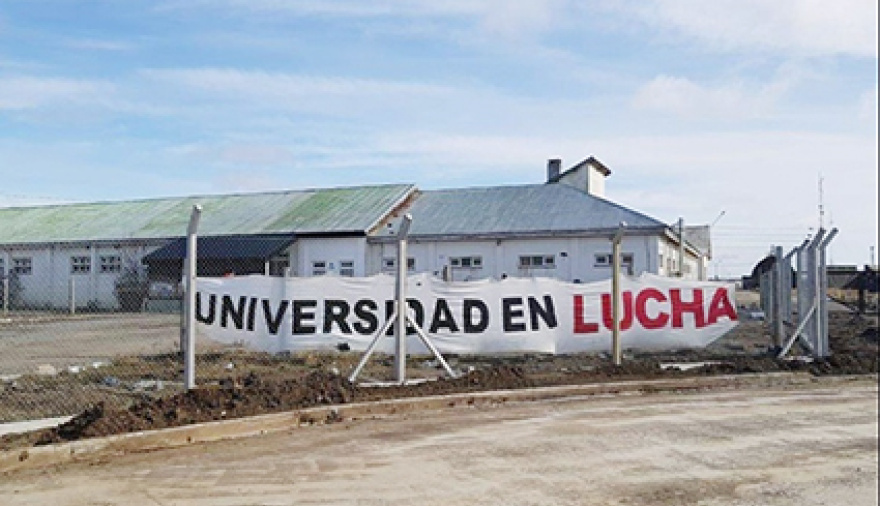 ADUF advierte que podría no iniciar el ciclo lectivo 2026 si no hay paritarias