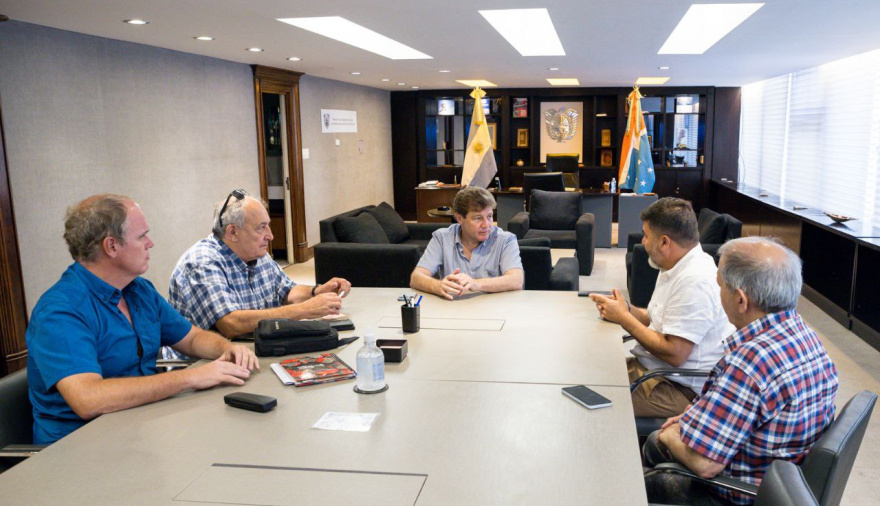 El gremio de ferrocarriles y puertos respaldó la gestión del gobernador para revertir la intervención del puerto de Ushuaia