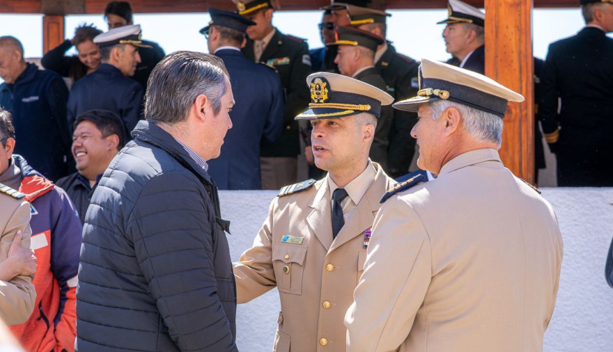 El intendente acompañó el cambio de mando de la Prefectura Naval Rio Grande
