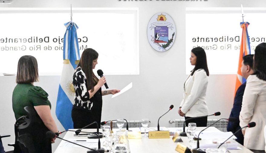 Juraron la Secretaria Legislativa y el Secretario Administrativo del Concejo Deliberante