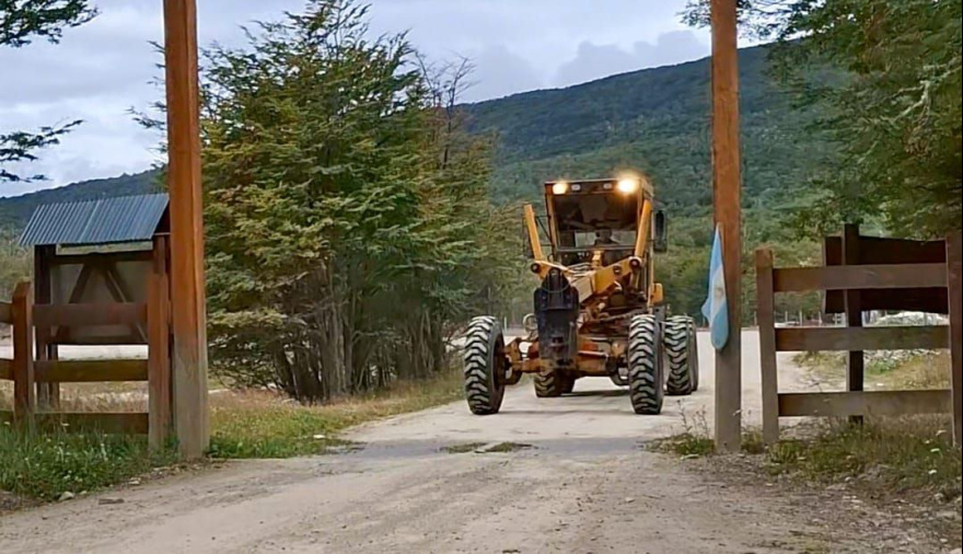 Vialidad Provincial realiza trabajos de conservación en rutas estratégicas en Tierra del Fuego