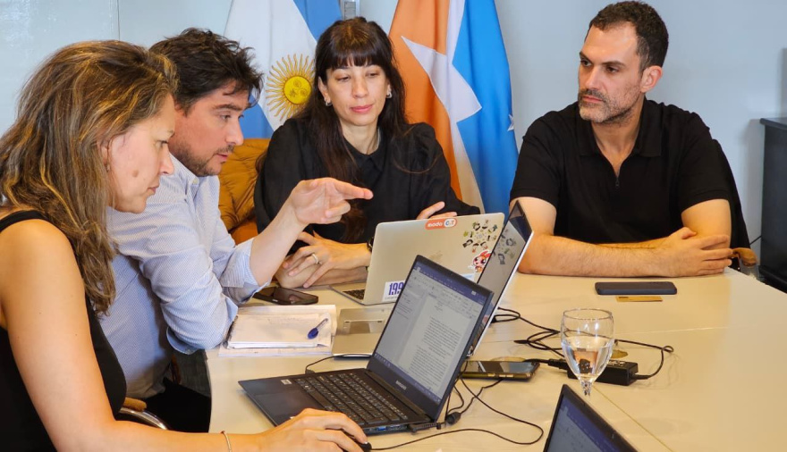 El ministro Devita encabezó la primera reunión anual de la CAAE e instó en la defensa de la Ley 19.640