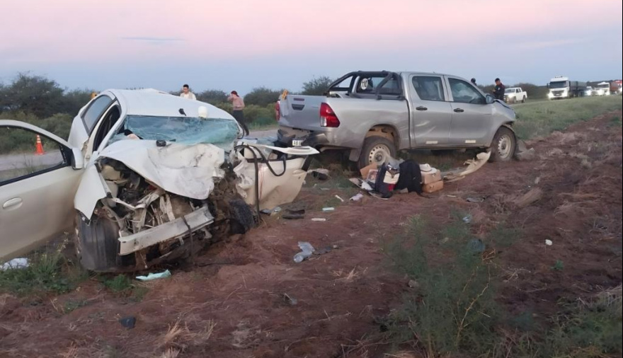 Tragedia en la Ruta 143: dos fueguinos murieron en un choque frontal cerca de Chacharramendi