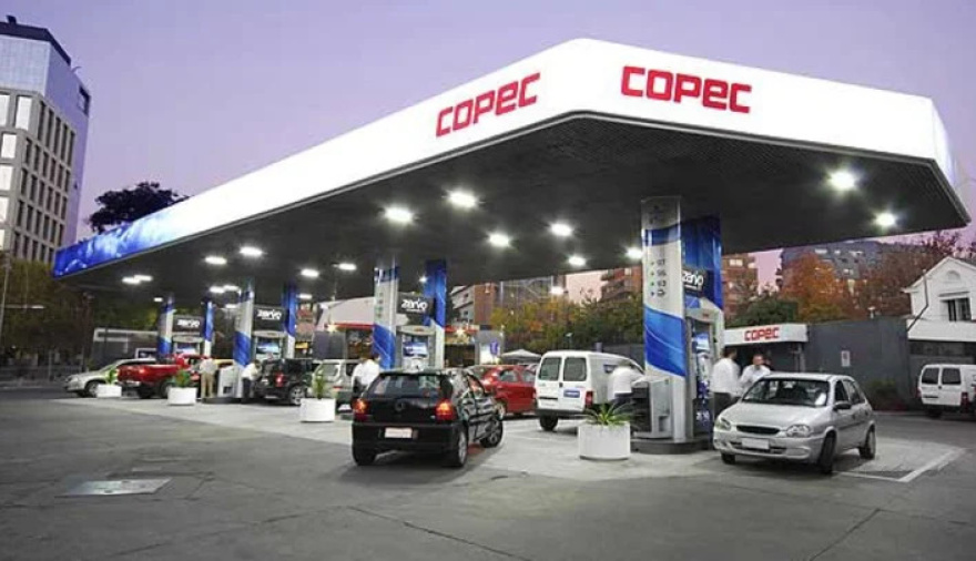 Histórica alza en Chile: la nafta sube $370 y el diésel hasta $580 por litro