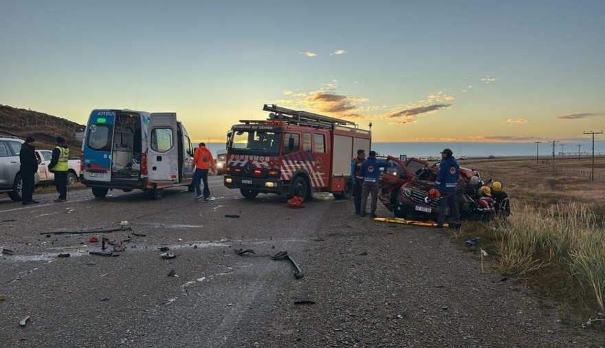 Fuerte choque en Ruta 3: una mujer fue trasladada al hospital y está en estado critico