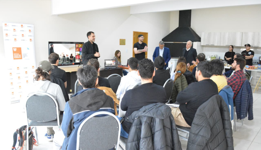 EL PROGRAMA “EMPRENDER PARA CRECER” INICIÓ SU SEXTA EDICIÓN FORTALECIENDO EL ECOSISTEMA EMPRENDEDOR FUEGUINO