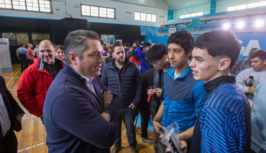 “Este año tendremos los primeros 50 egresados del Instituto Universitario River Plate en la provincia"