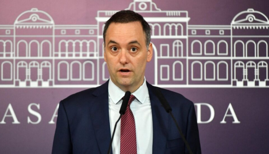 Las 4 preguntas clave que contestó Adorni al Congreso sobre su patrimonio, los viajes y el vínculo con Marcelo Grandio