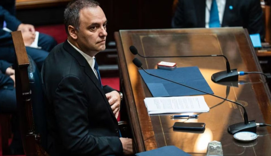 Manuel Adorni en el Congreso, en vivo: “Quiero dejarles en claro a todos que no voy a renunciar”