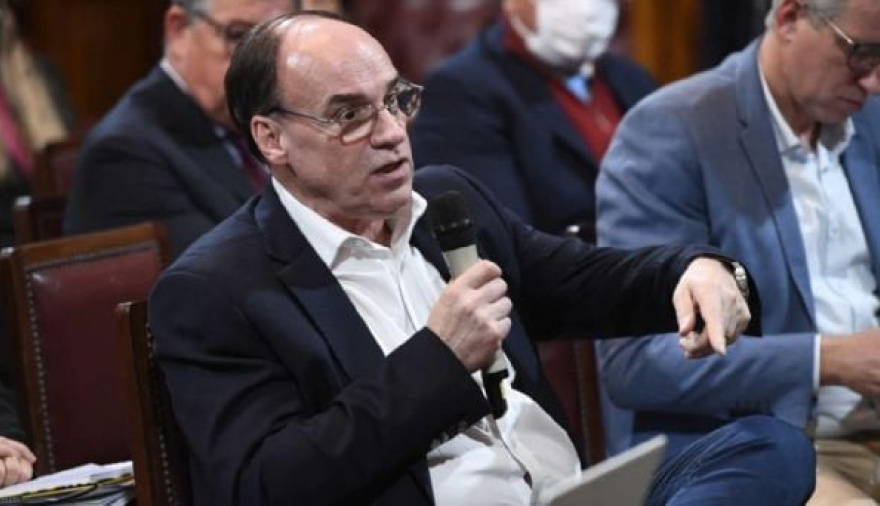 “Las cosas se arreglan hablando, hay que buscar consenso”, lanzó Pablo Blanco tras respaldar el veto y apuntar contra la Legislatura