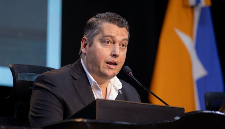 Martín Perez pidió resguardar el empleo petrolero y sostener la producción energética