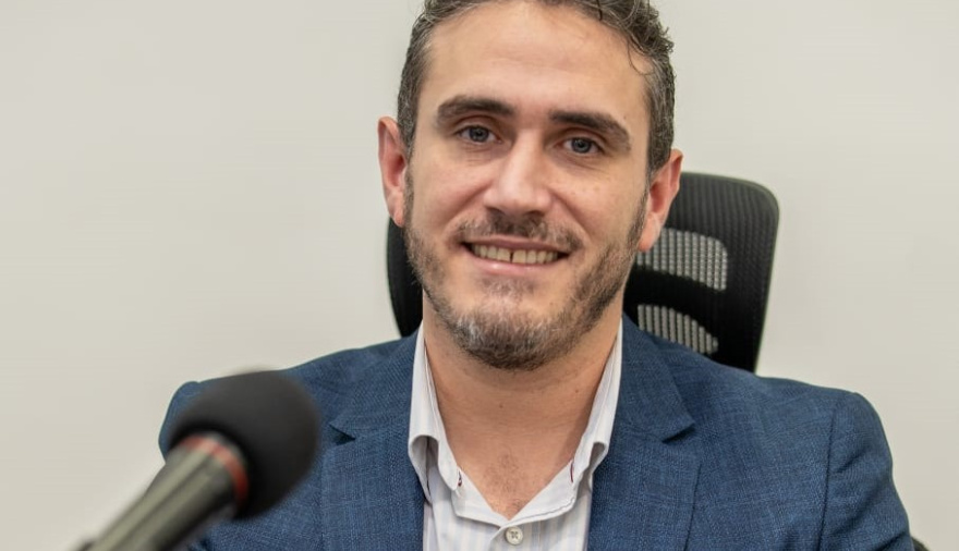 Debate político por el acceso a la tierra en Río Grande