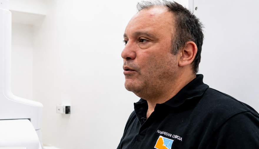 Navoni: “Se está produciendo una salida de profesionales del sistema público de salud”
