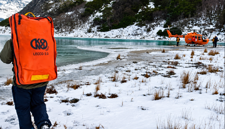 Rescataron a un excursionista lesionado en el Glaciar Ojo del Albino