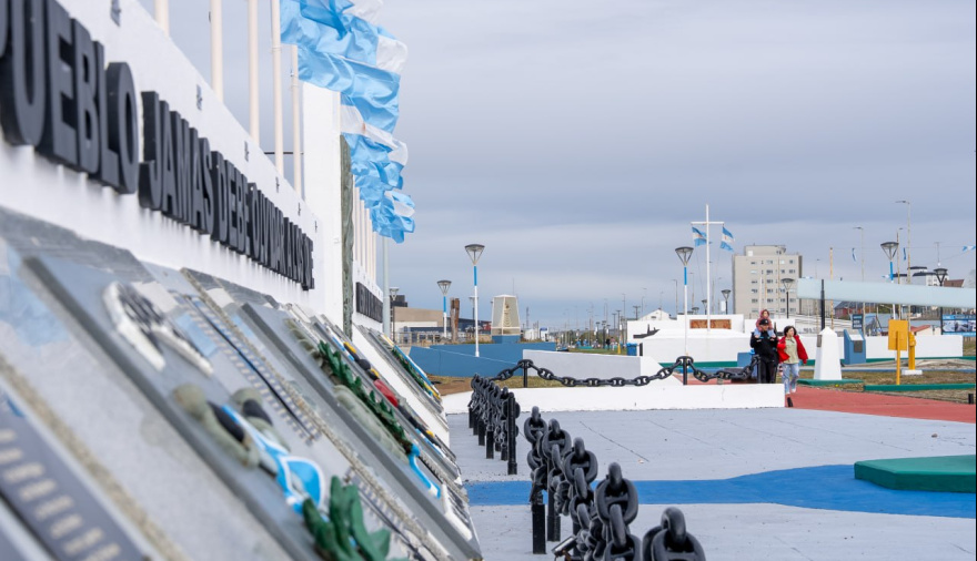 Tierra del Fuego repudia el transito no informado de un buque de guerra británico por espacios marítimos bajo jurisdicción argentina